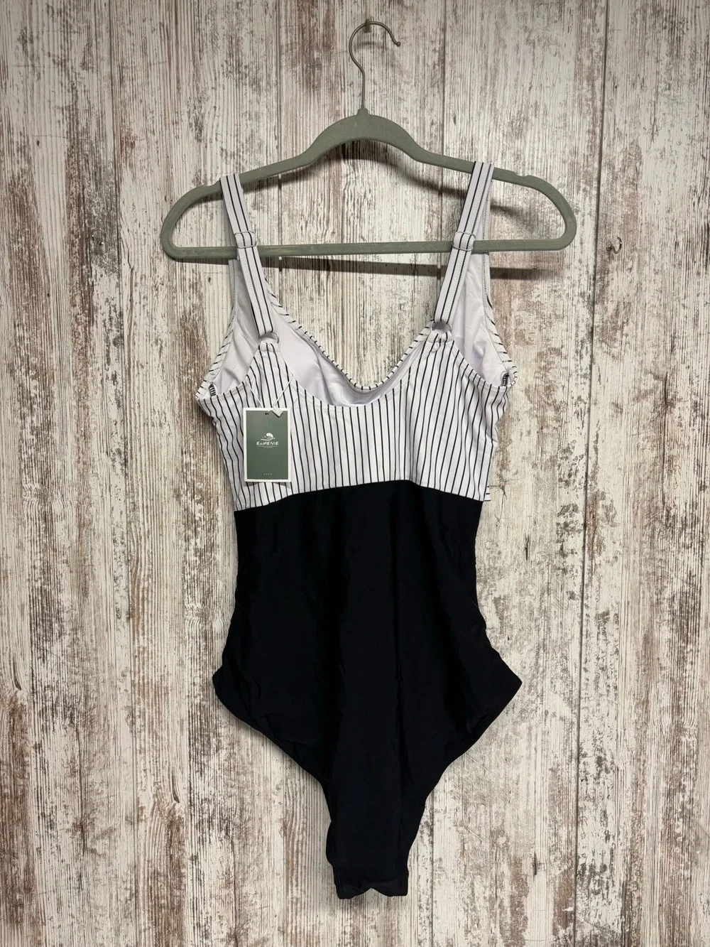 Eomenie one piece